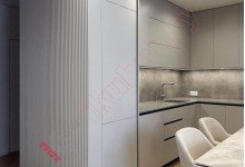 Практичная серая угловая кухня с умной организацией шкафов из крашенного МДФ №85